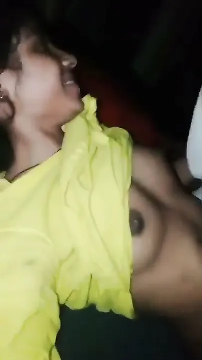 Young Desi GF Losing Virginity To Boyfriend On Cam