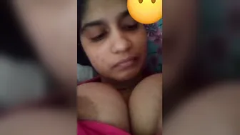 Busty Indian Babe Bouncing Her Big Natural Melons On Call