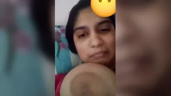 Busty Indian Babe Bouncing Her Big Natural Melons On Call