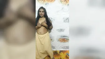 Super Thick Bhabhi Doing Sexy Striptease Showing Her Huge Boobs
