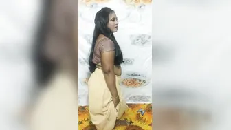Super Thick Bhabhi Doing Sexy Striptease Showing Her Huge Boobs