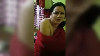 Busty Bhabhi Stripping Naked Showing Her Huge Tits On Webcam