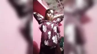 Beautiful GF Spreading Her Tight Pussy On Selfie Camera