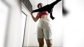 Tall Indian GF Showing Her Massive Natural Boobs On Cam