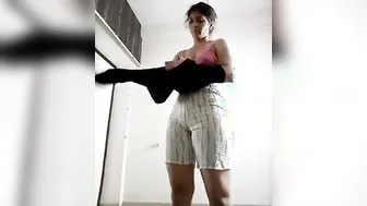 Tall Indian GF Showing Her Massive Natural Boobs On Cam
