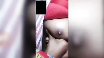 College Babe Flashing Her Perky Tits And Pussy On Webcam