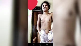 Natural Hairy Pussy Girl Spreading Wide Open On Video Call
