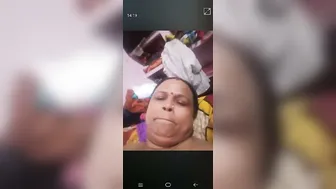 Mature Village Aunty Showing Off Wet Pussy During Video Chat