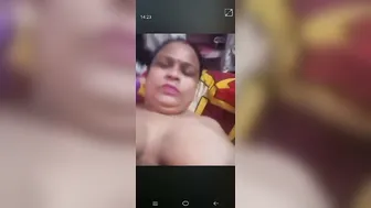 Mature Village Aunty Showing Off Wet Pussy During Video Chat