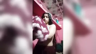 Cute GF Showing Off Her Natural Big Boobs On Cam Solo