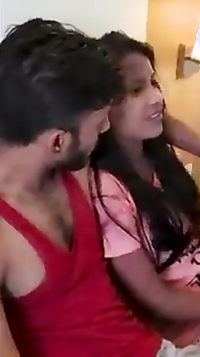 Teen GF From Bangla Sharing Her Naughty Xxx Clip