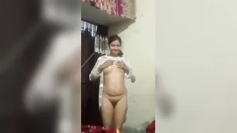 Curvy Bhabhi Caught Naked While Hubby Filming Her Body At Home
