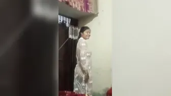 Curvy Bhabhi Caught Naked While Hubby Filming Her Body At Home