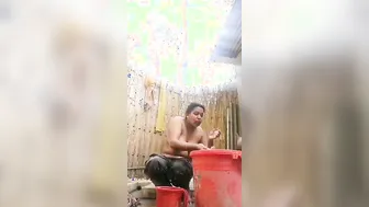 Bathing Outdoors My Village Gf Cleaning Her Wet Pussy For Me