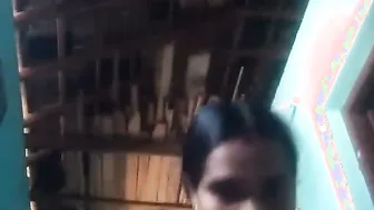 Lonely Housewife Fucking Her Pussy With Veggie On Hidden Cam