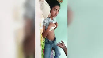 Virgin College GF Getting Fingered By Her Boyfriend