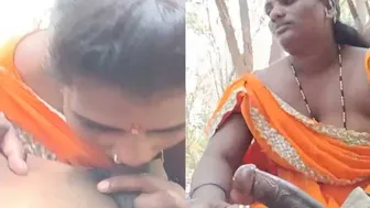 Local Slut Sucking Dick Outdoors For Cash Caught On Camera