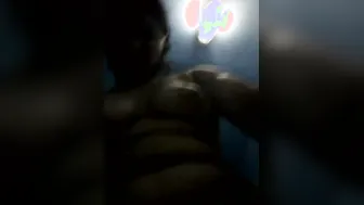 Married Bhabhi Recording Herself Naked While Bathing At Home