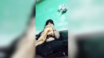 Fatty GF Spreading Her Legs Showing Pussy For Me