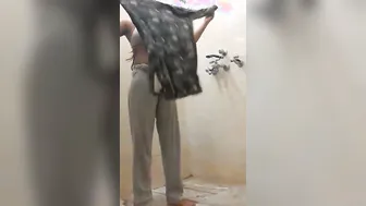 Indian Gf Showing Off Her Tits And Pussy For Lucky Boyfriend