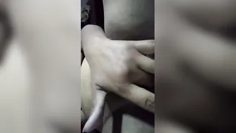 Horny Desi Milf Fingering Herself Moaning In Hindi On Camera