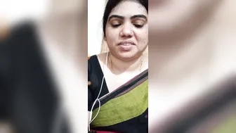 Newlywed Bhabhi Exposing Her Dripping Wet Pussy For Camera