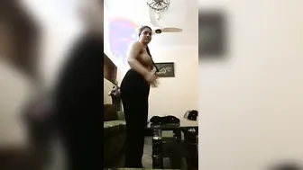 Tall Punjabi GF Flashing Her Tits For The Camera