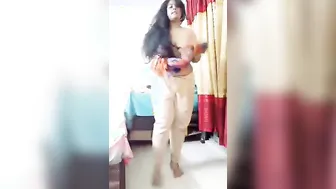 Thick Indian Milf Showing Off Her Curves Completely Naked