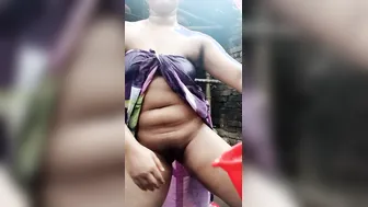 Naughty Village Girl Bathing Completely Naked Outdoors On Camera