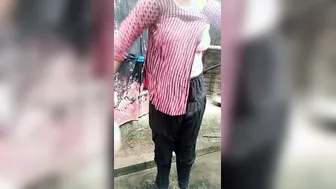 Curvy Village Girl Bathing Completely Naked In Backyard Alone