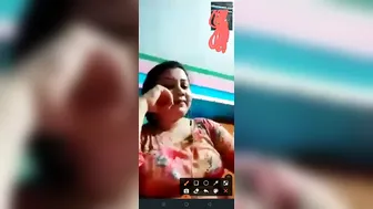 Married Bhabhi Flashing Her Big Boobs To Lover On Video Call