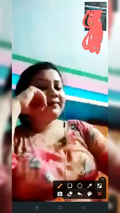 Married Bhabhi Flashing Her Big Boobs To Lover On Video Call