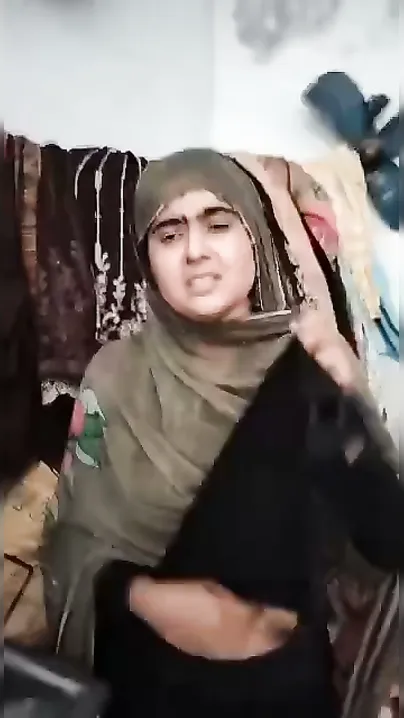 Shy GF From Village Stripping And Spreading For Camera