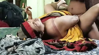 Married Bhabhi Recording Herself Getting Destroyed By Young Devar