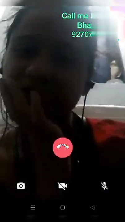 Marathi Housewife Showing Off Pussy During Video Call Fun