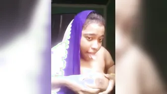 Naughty Bhabhi Sucking And Licking Her Own Nipples Solo