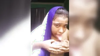 Naughty Bhabhi Sucking And Licking Her Own Nipples Solo