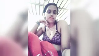 Beautiful Bhabhi Stripping Everything For Her Secret Lover