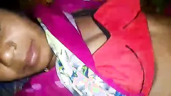 Village Bhabhi Getting Fucked In Saree Spreading Legs On Floor