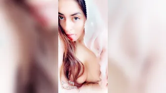 Busty Nri Punjabi Babe Showing Off Her Massive Natural Boobies