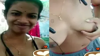 Cute GF Showing Small Boobs During Naughty Video Call