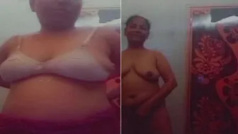 Mature Bengali Aunty Stripping Down Naked Teasing On Mms Leaked