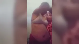 Mature Bengali Aunty Stripping Down Naked Teasing On Mms Leaked