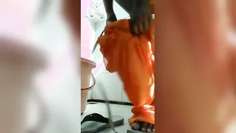 Thick Punjabi Aunty Caught Pissing Outdoors In Leaked Footage