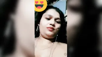 Unsatisfied Bhabhi Flaunting Her Big Natural Boobs On Secret Call