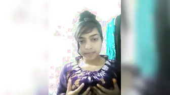 Naked GF Teasing Before Taking Her Steamy Nude Bath