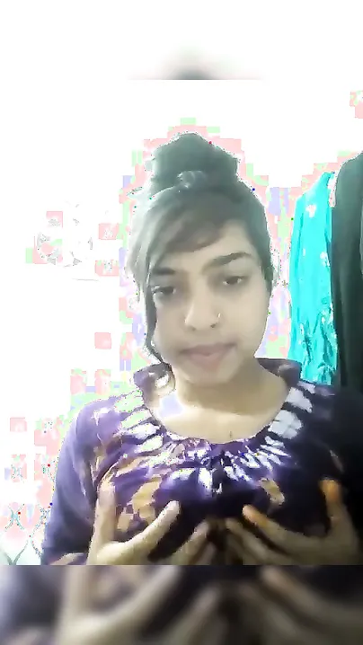 Naked GF Teasing Before Taking Her Steamy Nude Bath