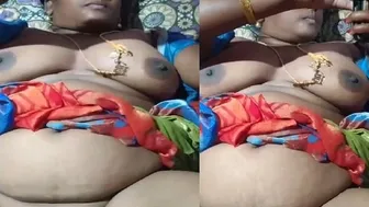 Hot Aunty Cheating With Husband Friend In Leaked Private Clip