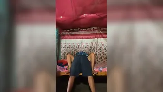 Desi Call Girl Riding Customer For Cash At His Place