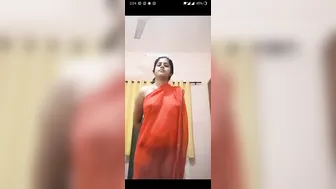 Camgirl Accidentally Flashing Her Tits During Live Streaming